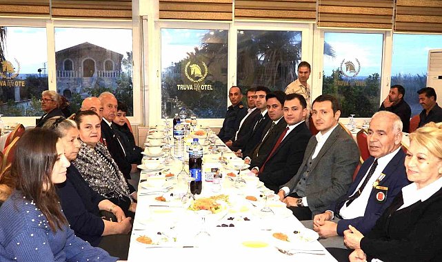 Samandağ'da şehit yakınları ve gaziler için iftar programı gerçekleştirildi