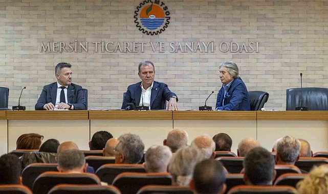 Seçer: "Akdeniz ilçesinde 3 bin 500 hektar alanı imara açtık"
