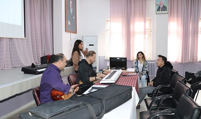 Selendi'de okullar arası ses yarışması düzenleniyor