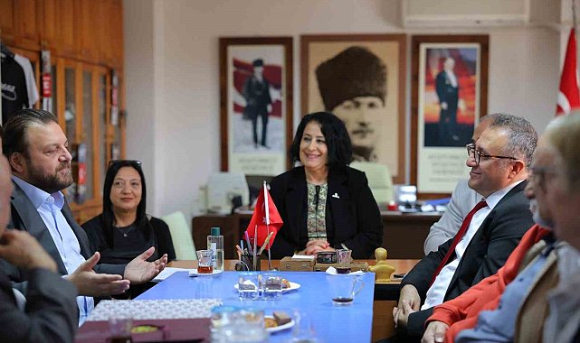 Serkan Yazıcı Marmaris Atatürkçü düşünce derneğini ziyaret etti