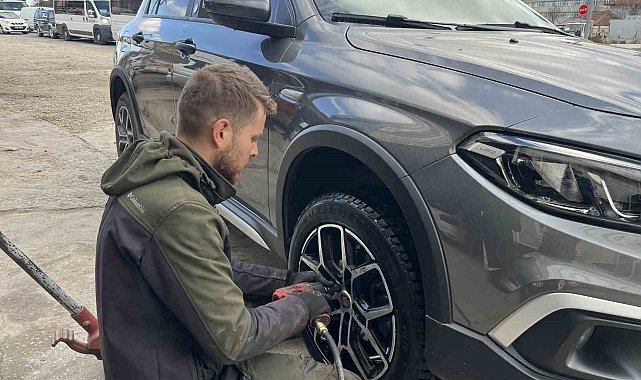 Sıcak havalarda kullanılan kış lastiği kaza riskini arttırıyor