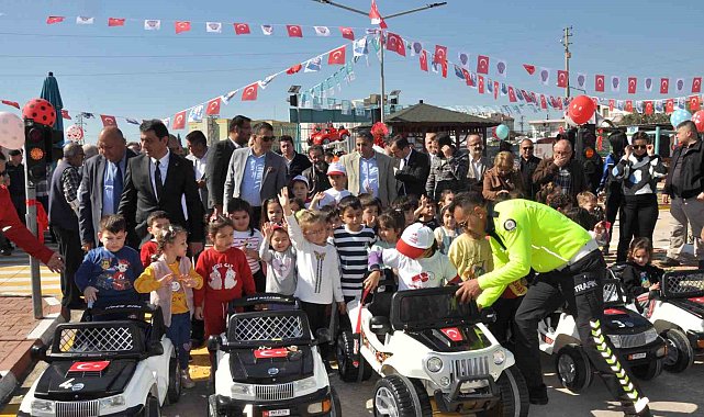 Silifke'de çocuklar için trafik eğitim parkı açıldı