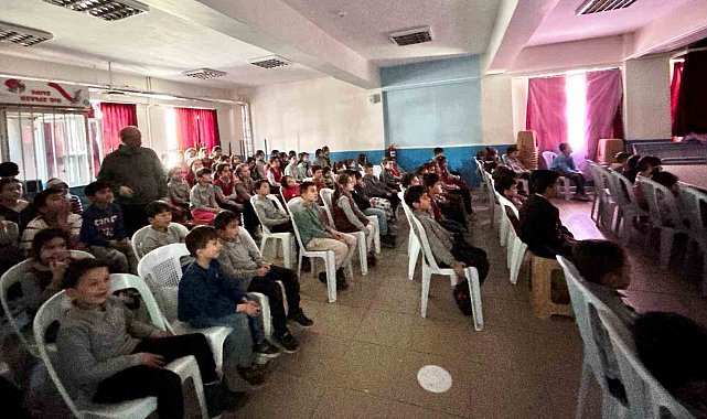 Simav'da ilk ve ortaokul öğrencilerine bağımlılıkla mücadele anlatıldı