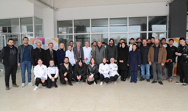 Sinop'un geleneksel tatları öğrencilerinin beğenisine sunuldu