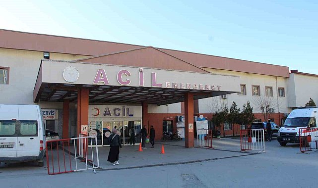 Şırnak'ta otomobilin çarptığı kadın yaralandı