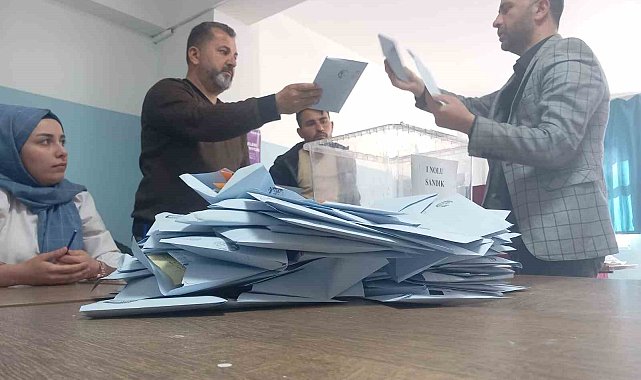 Şırnak'ta oy kullanma işlemi sona erdi, gözler seçim sonuçlarında