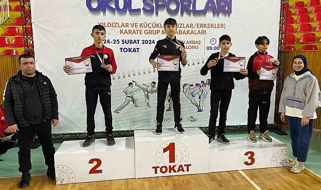 Sivaslı karatecilerden 2 madalya