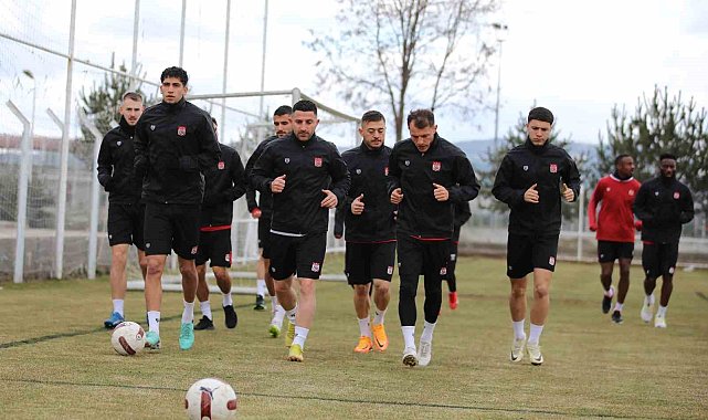 Sivasspor, Adana Demirspor maçı hazırlıklarına başladı