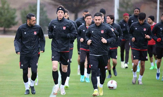 Sivasspor'da Alanyaspor mesaisi devam etti