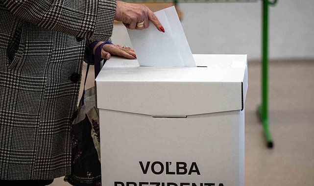 Slovakya'da halk cumhurbaşkanlığı seçimi için sandık başında