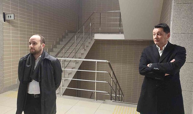 Sosyal medyadaki 'para sayma' görüntülerine ilişkin 2 kişi ifade vermek için adliyede