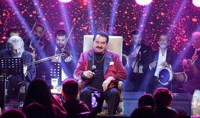 Tatlıses, İstanbul'da sahnelere döndü