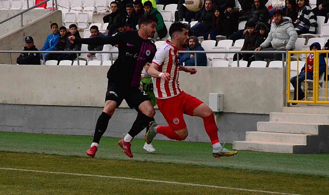 TFF 2. Lig: Karaman FK: 2 - Isparta 32 Spor: 3