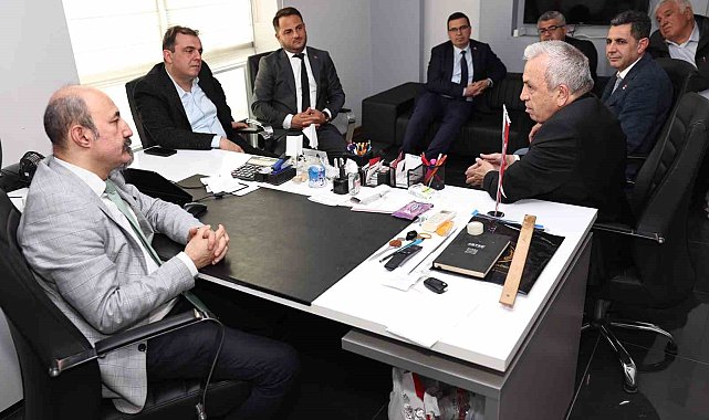 TSYD Bursa'ya Şadi Özdemir'den ziyaret