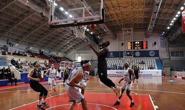 Türkiye Basketbol Ligi: Kocaeli Büyükşehir Belediye Kağıtspor: 82 - Esenler Erokspor: 85