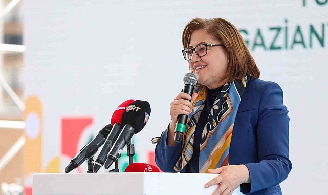 Türkiye Yüzyılı Cumhuriyet Parkı ve Gaziantep Bebek Kütüphanesi açıldı