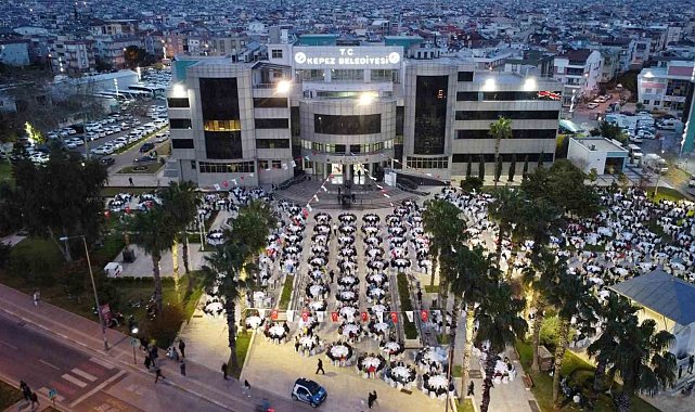 Tütüncü'den Kepez Belediyesi çalışanlarına veda