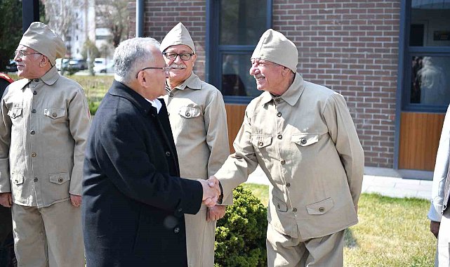 Ulu Çınarlardan Başkan Büyükkılıç'a dua ve teşekkür