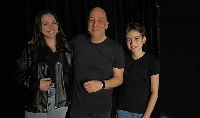 Ünlü oyuncu koçu Ümit Çırak'ın yeni genç gözdesi Sena ve Mustafa Konak kardeşler