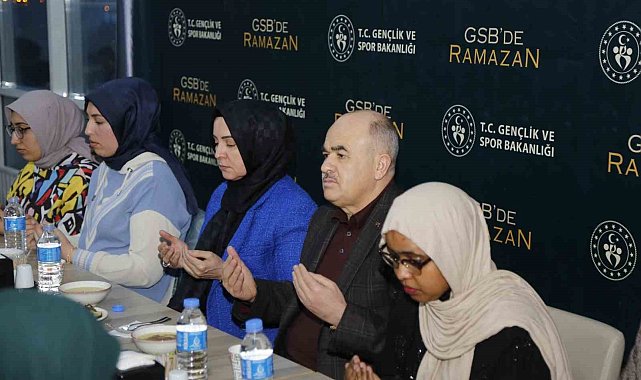 Vali Dağlı: "İyi yetişmiş bir gençlik, bu ülkeyi dünyanın en önemli aktörü haline getirecektir"