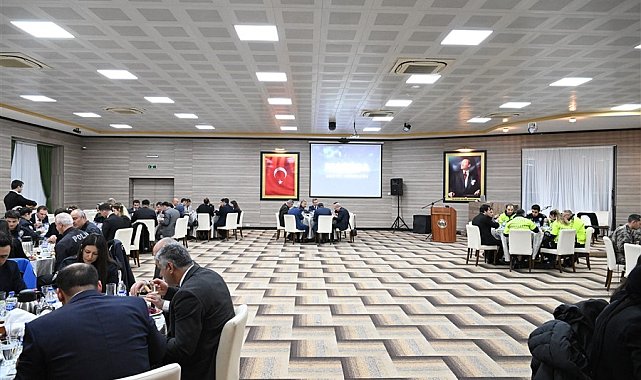Vali Enver Ünlü, Emniyet personeliyle iftar yaptı