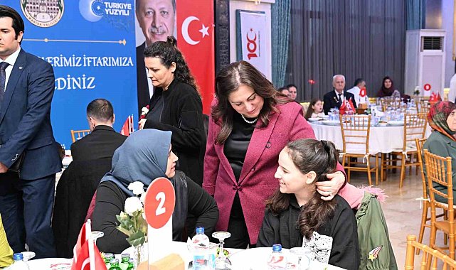 Vali Ünlü gazilerle iftar sofrasında buluştu