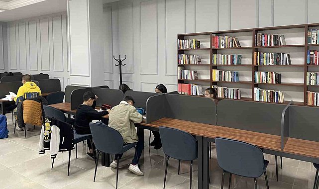 Yakut Semt Kütüphanesi hizmet vermeye başladı
