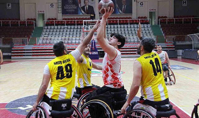 YOSK, evinde Muş BESK'e yenildi