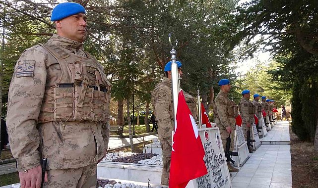 Yozgat'ta Çanakkale Zaferi'nin 109'uncu yıl dönümünde şehitler anıldı