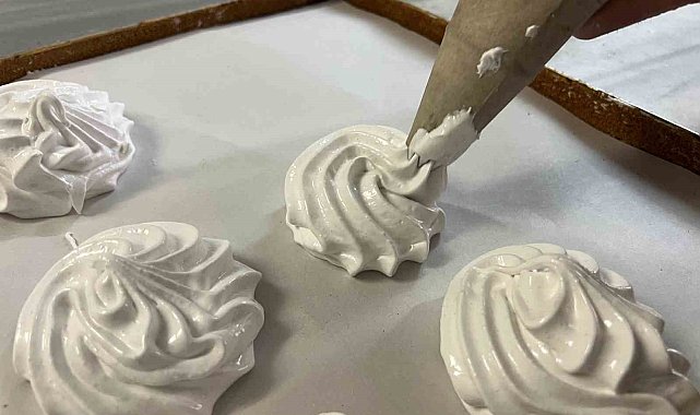 Yumurta akı ile şekerin aşkı: 'Kaymaklı'