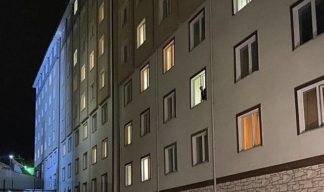 Yurdun 3. katından düşen öğrenci hayatını kaybetti