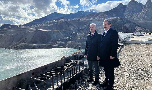 Yusufeli Viyadüğü&#039;nün Nisan ayında hizmete açılması bekleniyor