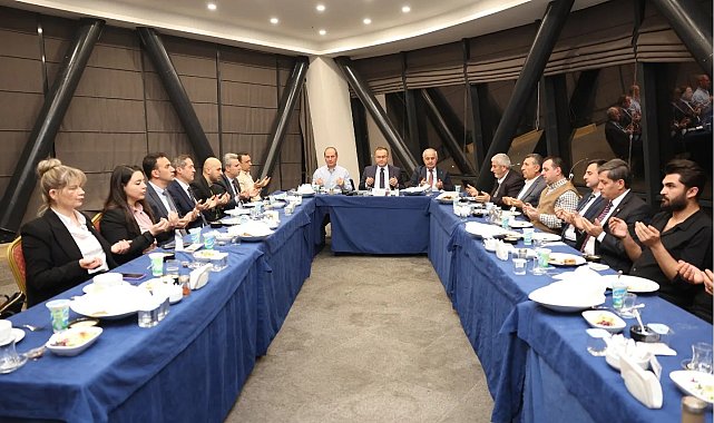 Zeki Aygün'e veda iftarı