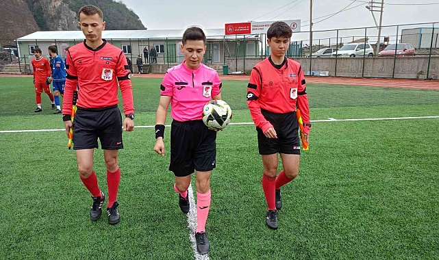 Zonguldak'ta 11 yıl sonra tiyatro gösterimi gerçekleşti