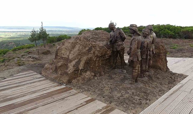 109 yıl önce o tarihi fotoğrafının çekildiği noktaya anıt yapıldı