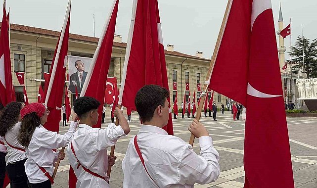 23 Nisan Ulusal Egemenlik ve Çocuk Bayramı kutlandı