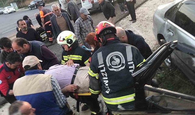 3 kişinin öldüğü kaza bölgesinde kamyonet ile otomobil çarpıştı: 3 yaralı