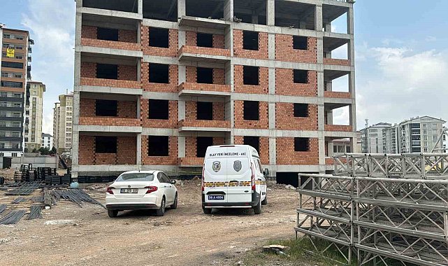 6&#039;ncı kattan düşen inşaat işçisi hayatını kaybetti