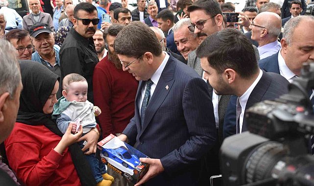 Adalet Bakanı Tunç'tan DEM Partili belediyelere terör uyarısı