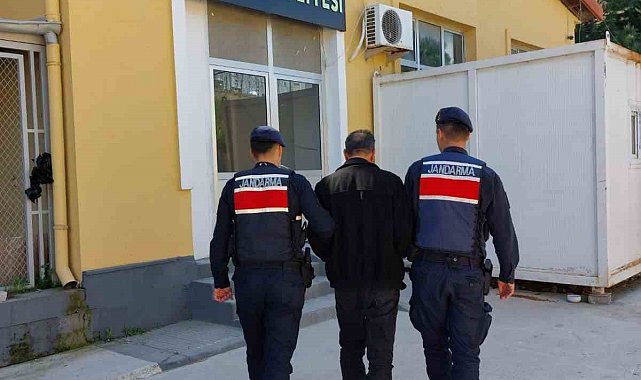 Adana'da 27 yıl kesinleşmiş hapis cezasıyla aranan hükümlü yakalandı