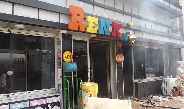 Adana'da kafedeki yangın korkuttu