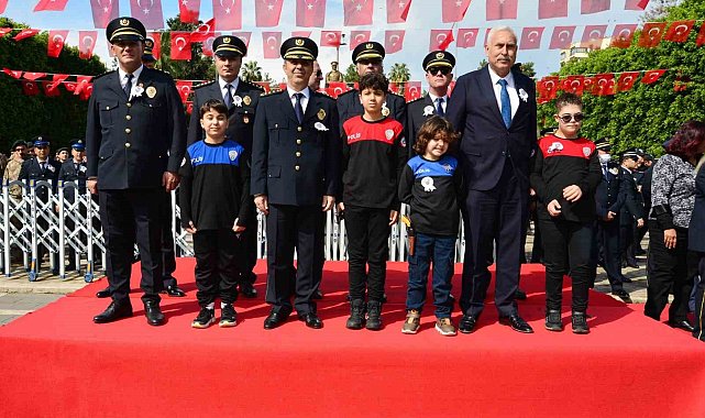 Adana'da, Türk Polis Teşkilatının kuruluşunun 179. yıl dönümü dolayısıyla törenler düzenlendi
