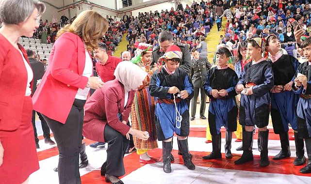 Afyonkarahisar'da 23 Nisan coşkusu