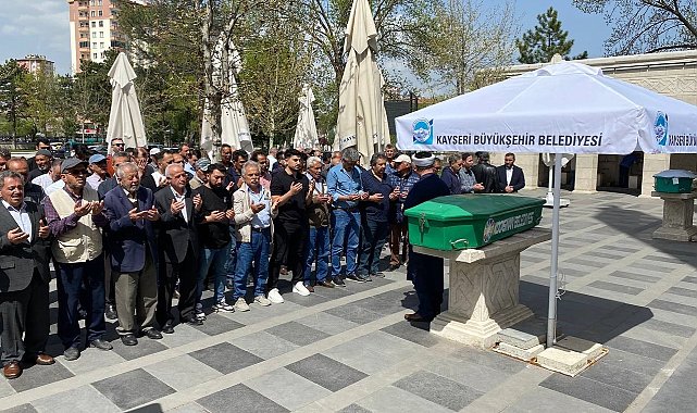 Akrep yedikten sonra hayatını kaybeden adam toprağa verildi