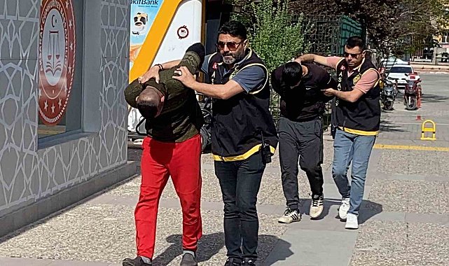 Aksaray'daki polis-hırsız kovalamacasında hırsız kardeşler tutuklandı
