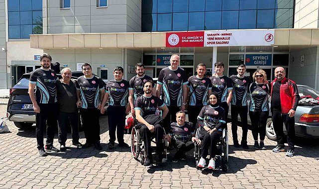 Akşehir Takımı Türkiye Oturarak Voleybol 1. Liginde finalde