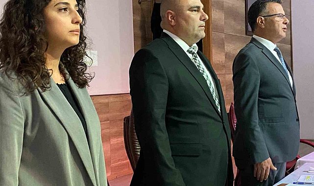 Alaşehir Belediyesinde seçimden sonra ilk meclis toplantısı