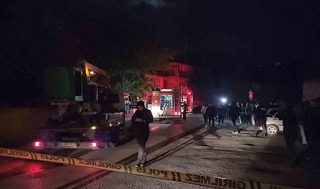 Alevler mahalleliyi sokağa döktü