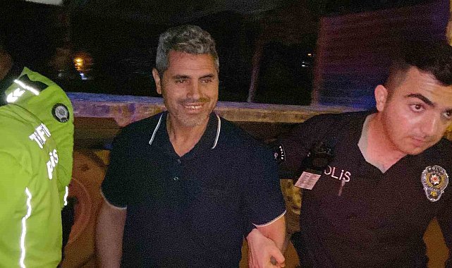 Alkollü araç kullanırken kaza yaptı, gülerek hastaneye gitti