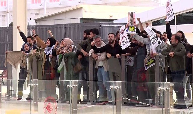 Almanya Cumhurbaşkanı Frank-Walter Steinmeier'e, İstanbul'da "İsrail" protestosu